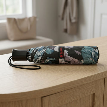 Everyday triple-fold compact umbrella