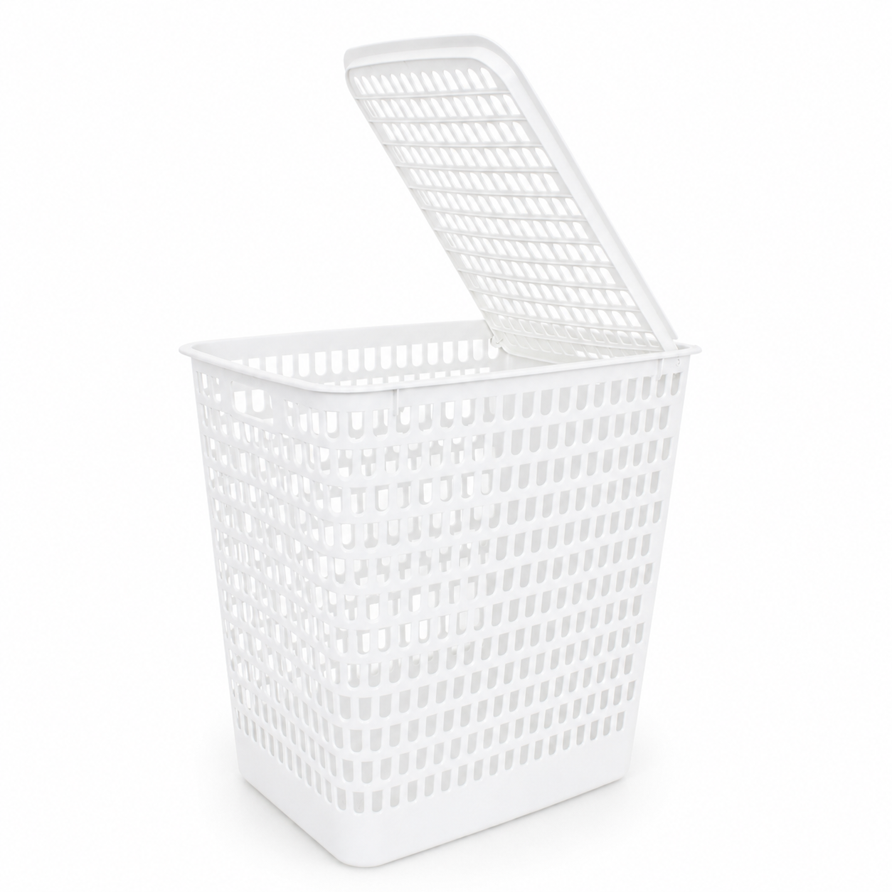 Large ventilated laundry basket in white