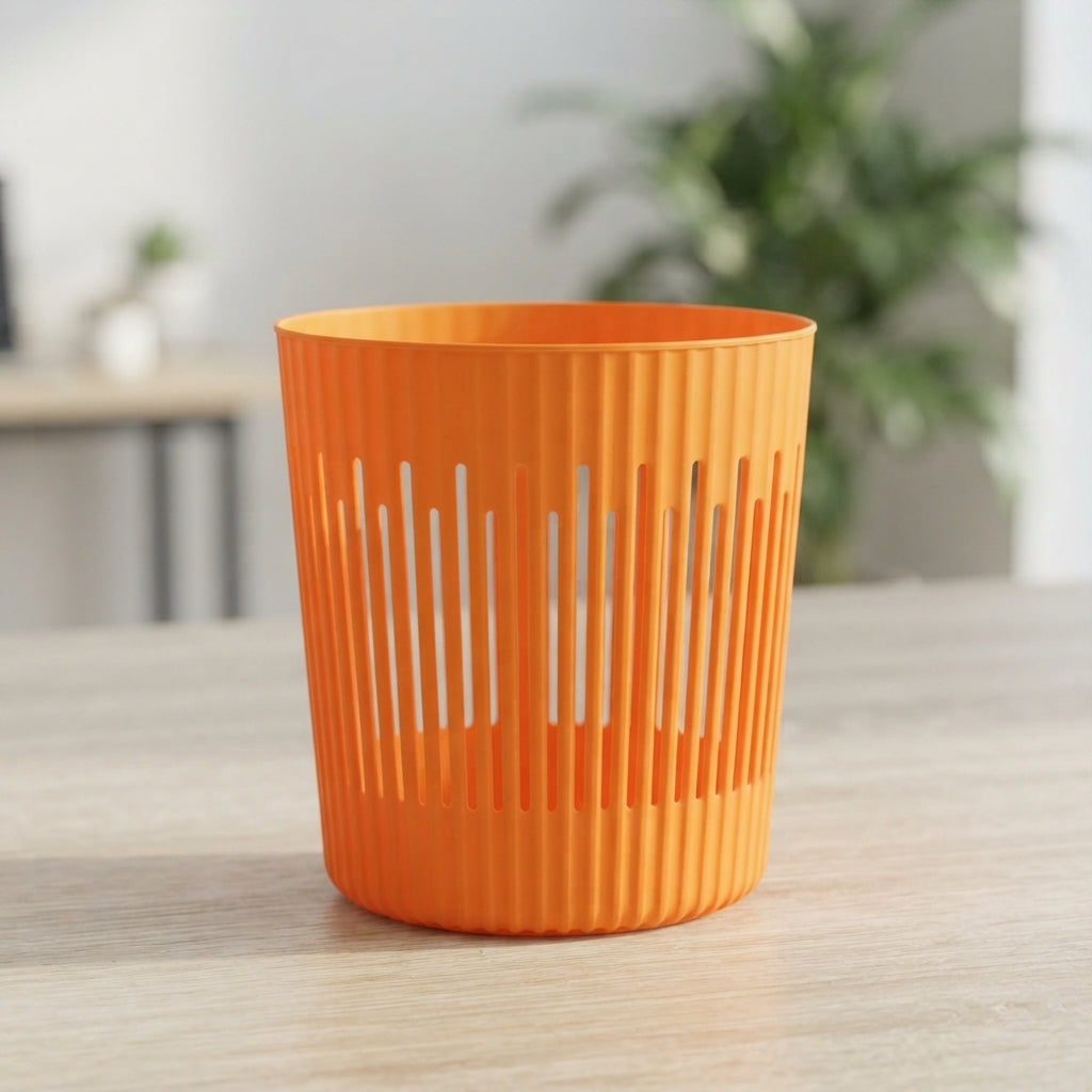 Colourful Round Pen Holder main product view