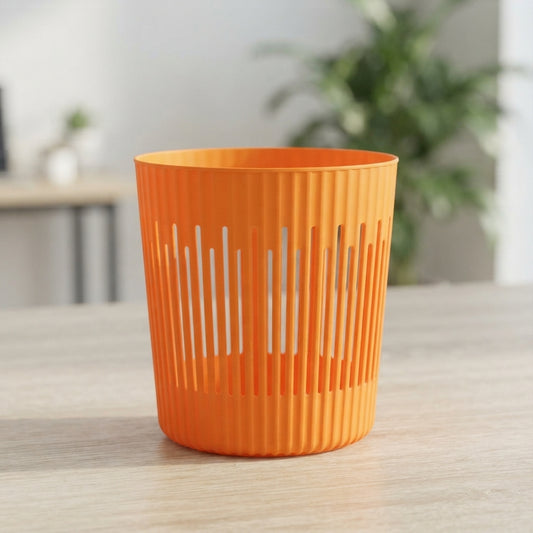 Colourful Round Pen Holder main product view