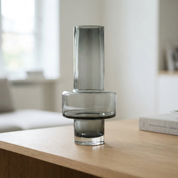 Extra-Tall Clear Glass Flower Vase main product view