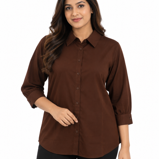Isle Closet Women's 3/4 Sleeve Button-Down Collared Blouse - Front View (Photo 1)
