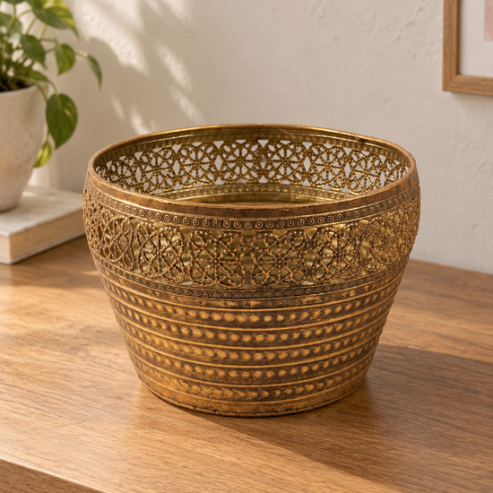 056399 View 1