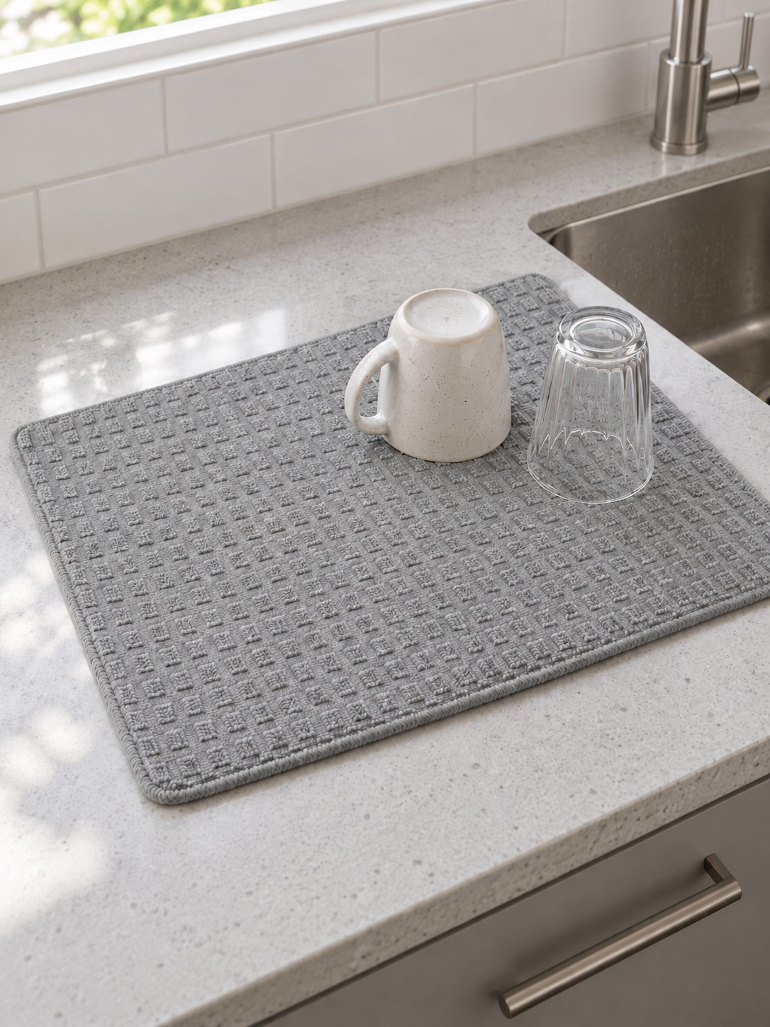 T&CO ultra-absorbent slate grey waffle-weave microfiber dish drying mat with reinforced border for kitchen counters