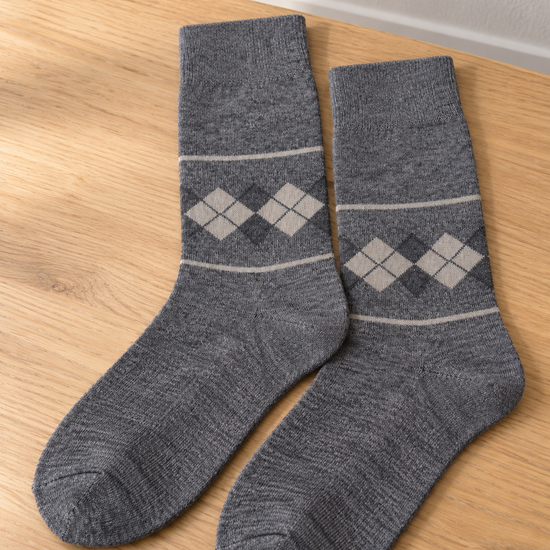 Leo George men's premium combed cotton dress crew socks in versatile heather charcoal grey with reinforced heel and stay-up cuff