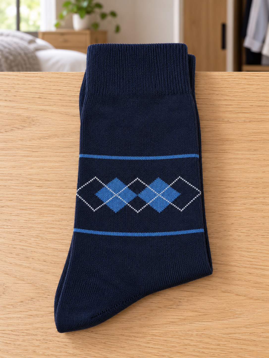Leo George men's premium combed cotton dress crew socks in midnight navy blue with reinforced heel and elastic stay-up cuff