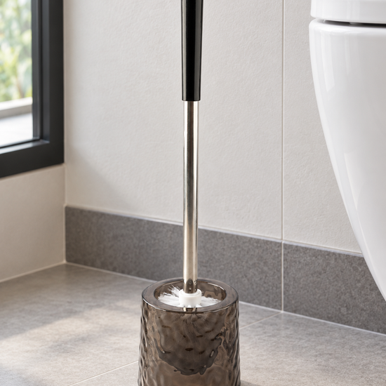 T&CO modern textured acrylic toilet brush holder in amber brown with stainless steel handle and black grip