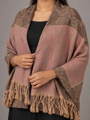 Women's mocha taupe brown jacquard pashmina shawl featuring tonal damask field, muted rose pink paisley boteh tapestry border, and beige twisted fringe hem