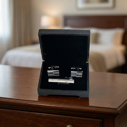 Men’s Classic Cufflink & Tie Clip Set